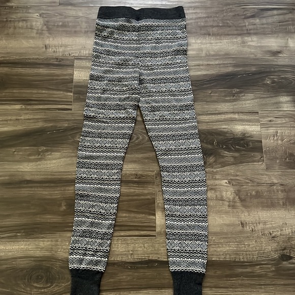 Roots cabin jogger in fair isle print NWOT - Picture 5 of 5